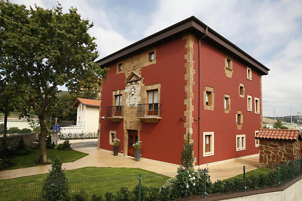 Hotel Palacio Munatones